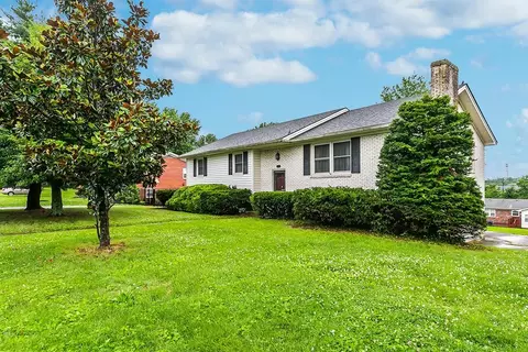122 Millstone Dr, Richmond, KY 40475 photo 2