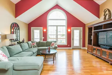 275 Oregon Rd, Salvisa, KY 40372 photo 2