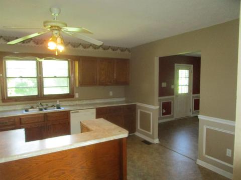 181 Wilson Ln, Berea, KY 40403 photo 2