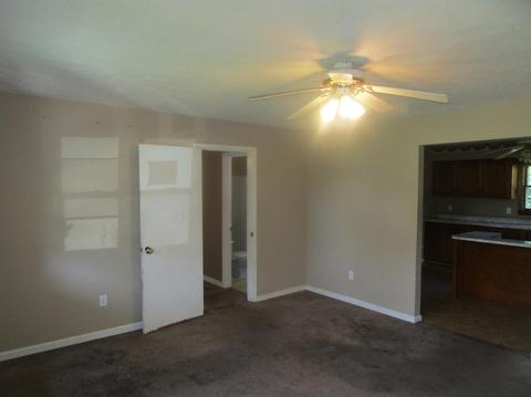 181 Wilson Ln, Berea, KY 40403 photo 4