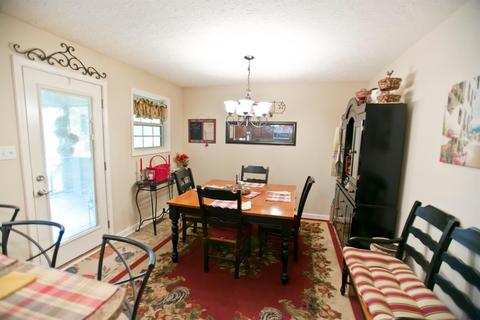 1015 Eagle Point Estates Dr, Berea, KY 40403 photo 10