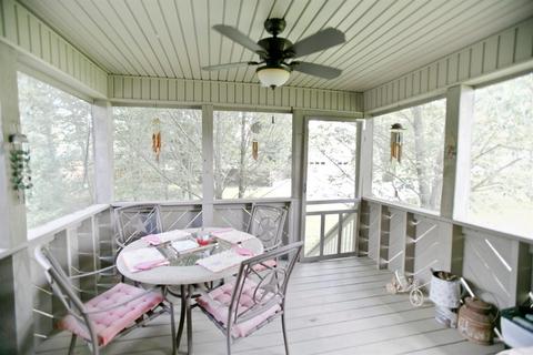 1015 Eagle Point Estates Dr, Berea, KY 40403 photo 3