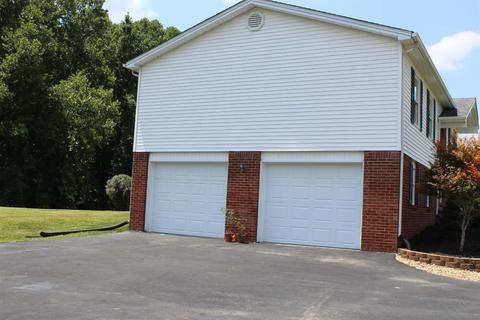 313 Forest Trail Dr, Berea, KY 40403 photo 4
