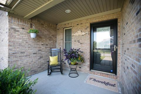 142 Oak Meadow Dr, Berea, KY 40403 photo 3