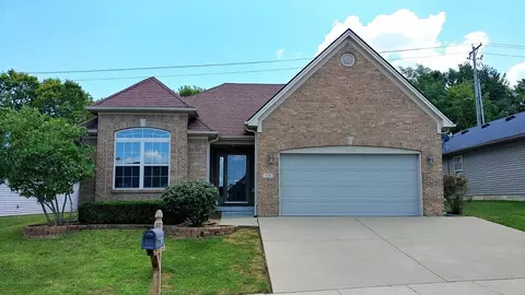 126 Chamberlain Dr, Georgetown, KY 40324 photo 1