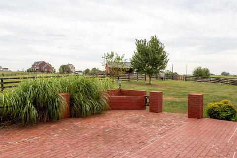 1805 Booker Rd, Springfield, KY 40069 photo 10