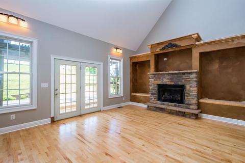385 Donmar, Lancaster, KY 40444 photo 11