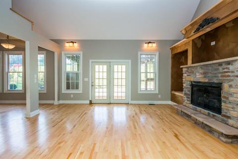 385 Donmar, Lancaster, KY 40444 photo 10