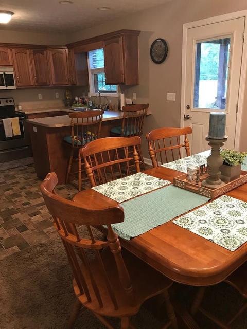 1007 Eagle Point Dr, Berea, KY 40403 photo 2