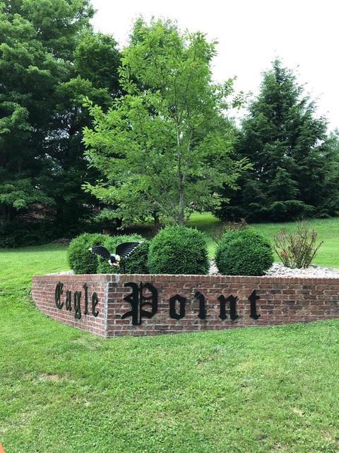 1007 Eagle Point Dr, Berea, KY 40403 photo 7
