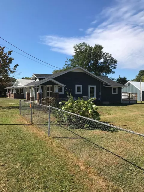 210 Hamlin St, Corbin, KY 40701 photo 3