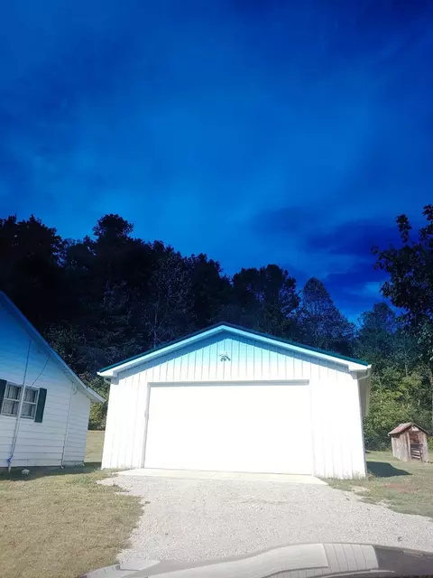 161 S Lower Calloway Loop, Mount Vernon, KY 40456 photo 3
