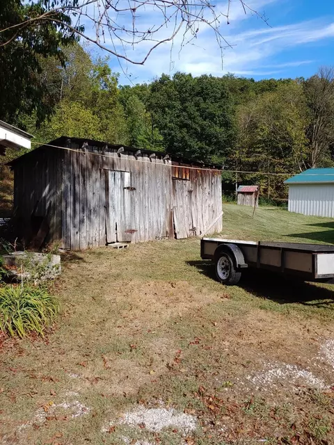 161 S Lower Calloway Loop, Mount Vernon, KY 40456 photo 8