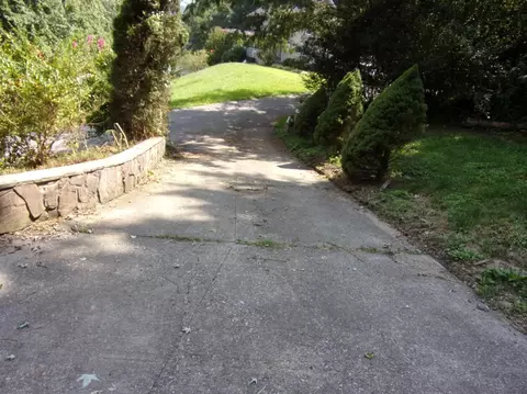 45 E Kenneth Ln, Baxter, KY 40806 photo 4