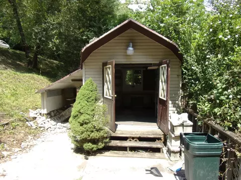 45 E Kenneth Ln, Baxter, KY 40806 photo 5