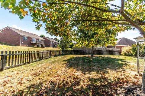 1025 J D Cir, Berea, KY 40403 photo 12