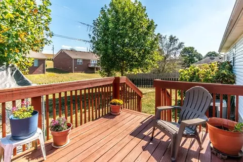 1025 J D Cir, Berea, KY 40403 photo 9