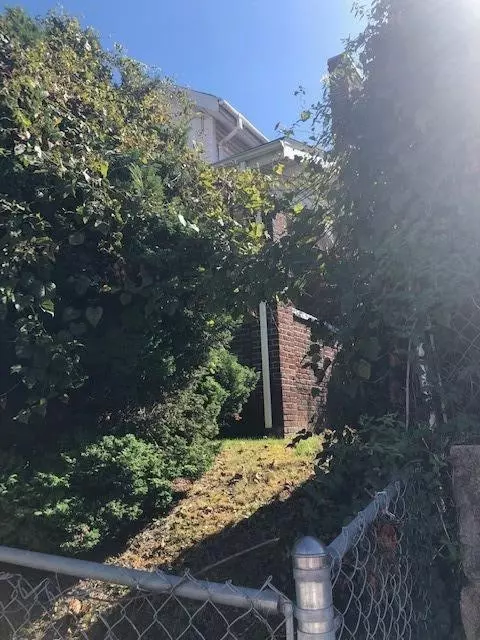 108 Bailey, Harlan, KY 40831 photo 6