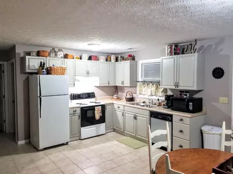 613 Rita Ln, Corbin, KY 40701 photo 3