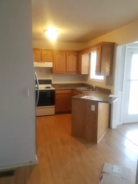 45 E Madison Ave, Danville, KY 40422 photo 3