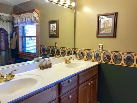 239 Silverleaf Dr, Grayson, KY 41143 photo 12