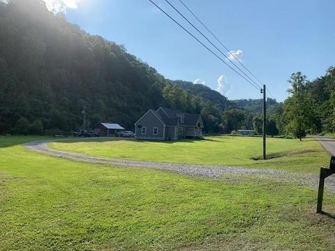 1551 Millstone Rd, Millstone, KY 41838 photo 1