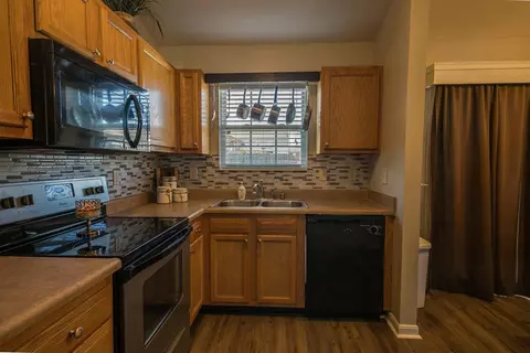 1046 Wermeling Ln, Elsmere, KY 41018 photo 6