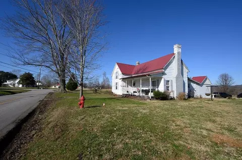 650 Maple St, Stanton, KY 40380 photo 41
