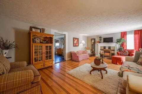 650 Maple St, Stanton, KY 40380 photo 11