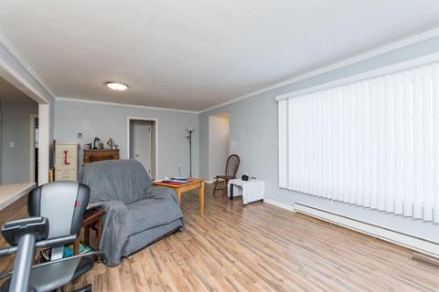 310 E 3rd St, Perryville, KY 40468 photo 9