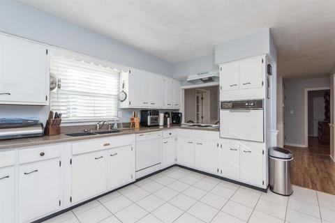 310 E 3rd St, Perryville, KY 40468 photo 11