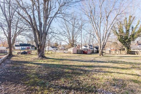 310 E 3rd St, Perryville, KY 40468 photo 2