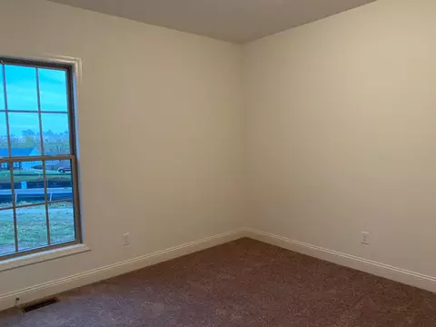 114 Limestone Ln, Georgetown, KY 40324 photo 3