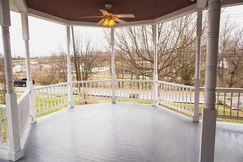 118 Springfield, Bloomfield, KY 40008 photo 8