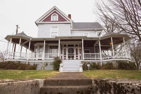 118 Springfield, Bloomfield, KY 40008 photo 2