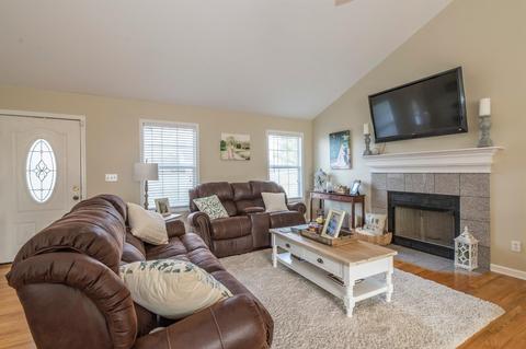 209 Ridgecrest Dr, Lancaster, KY 40444 photo 3