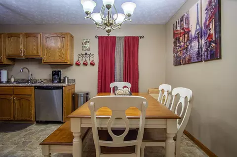 1015 Cardinal Dr, Corbin, KY 40701 photo 5