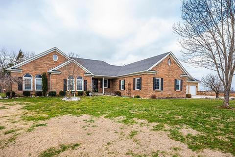 1323 Travis Dr, Richmond, KY 40475 photo 2