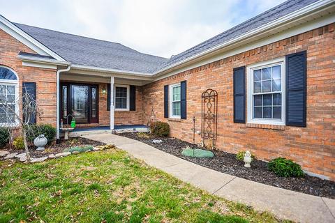 1323 Travis Dr, Richmond, KY 40475 photo 4