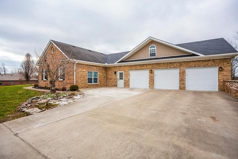 1323 Travis Dr, Richmond, KY 40475 photo 3