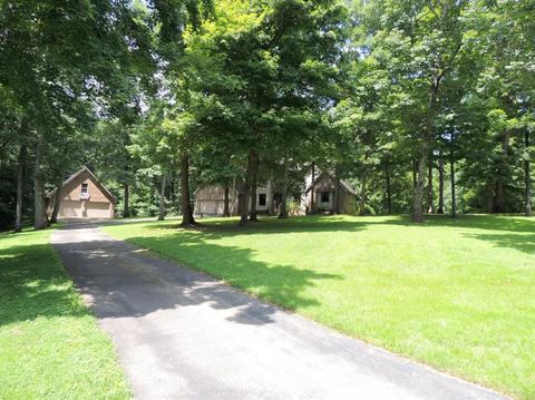 330 Apache Dr, Paint Lick, KY 40461 photo 2