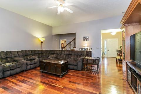330 Apache Dr, Paint Lick, KY 40461 photo 9