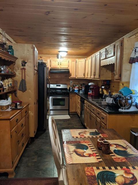693 Sams Br, Asher, KY 40803 photo 2