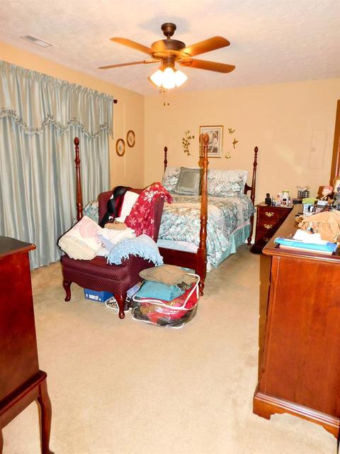 240 Stump Rd, Irvine, KY 40336 photo 18