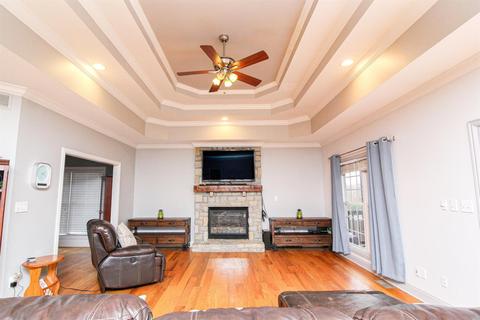 745 Seth Dr, Versailles, KY 40383 photo 2