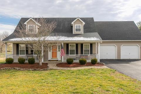 124 Fields St, Lancaster, KY 40444 photo 3