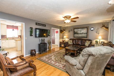 124 Fields St, Lancaster, KY 40444 photo 9