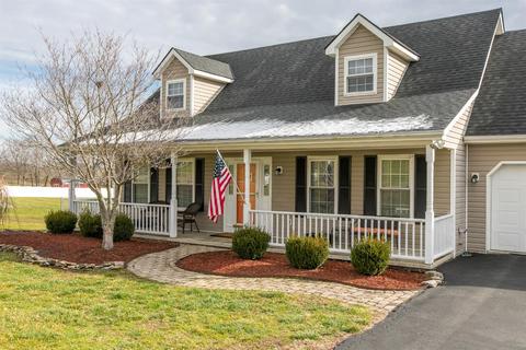 124 Fields St, Lancaster, KY 40444 photo 1