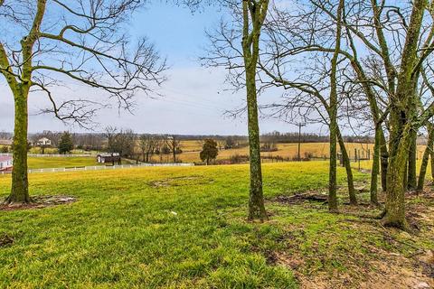 690 Mcafee Ln, Salvisa, KY 40372 photo 1
