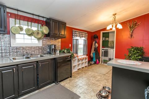 690 Mcafee Ln, Salvisa, KY 40372 photo 14